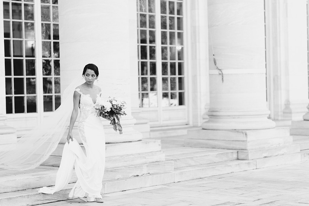 DAR-wedding-photography-bride-black-white