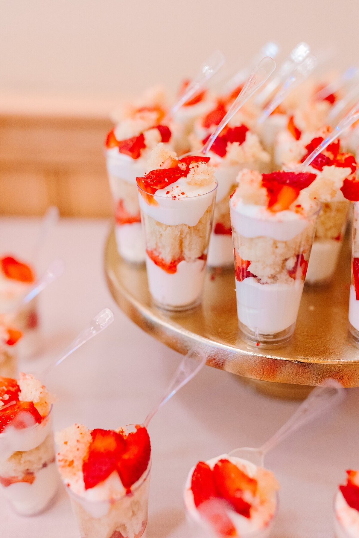 Vibrant_Palm_Springs_Inspired_Red_Barn_at_Outlook_Farm_Summer_Photography_Maine_Wedding_Photographer_0070