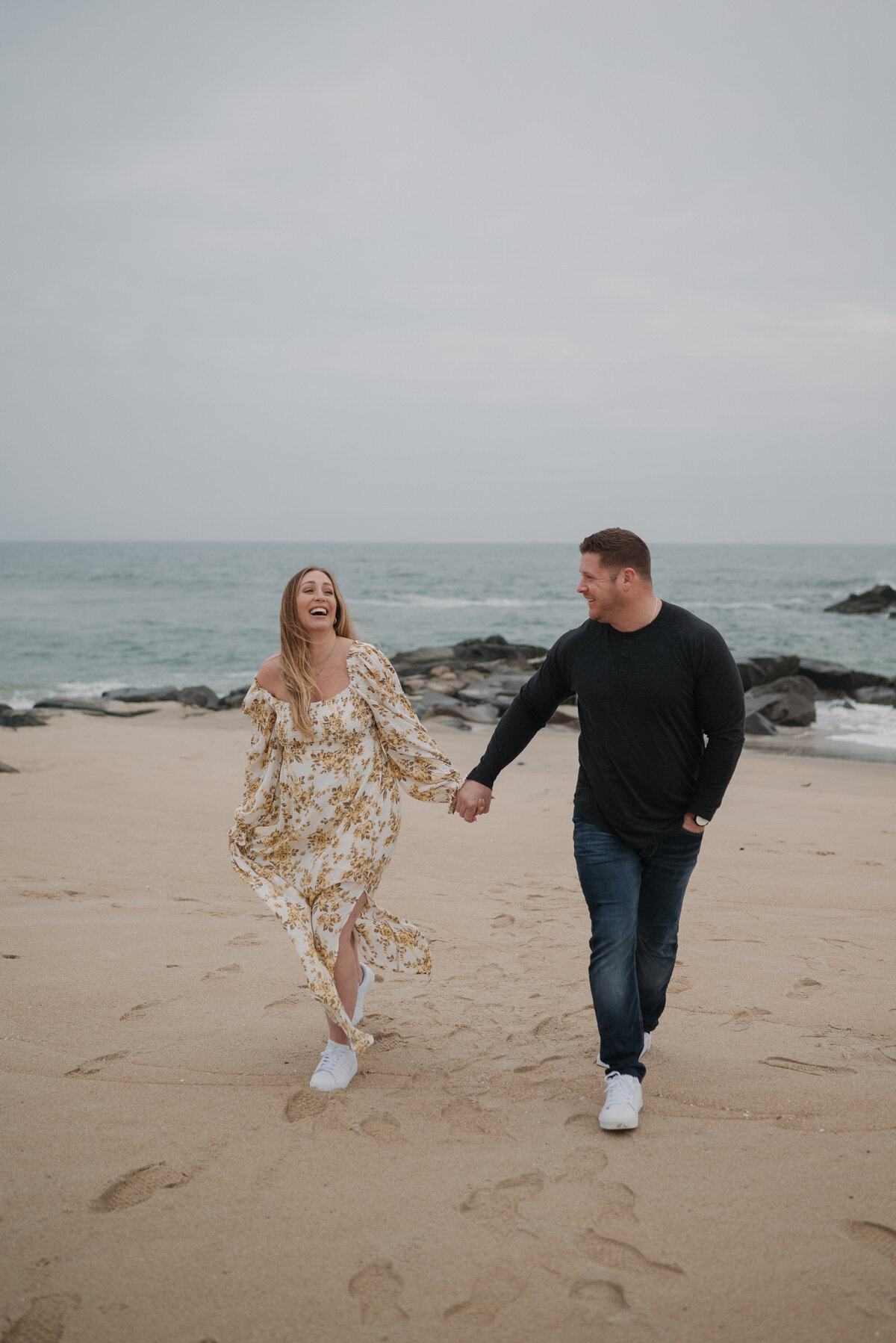 Lauren-Carly-Photo--T+R--NJ-PA-Destination-Wedding-Photographer--Beach-Engagement-Session--04322
