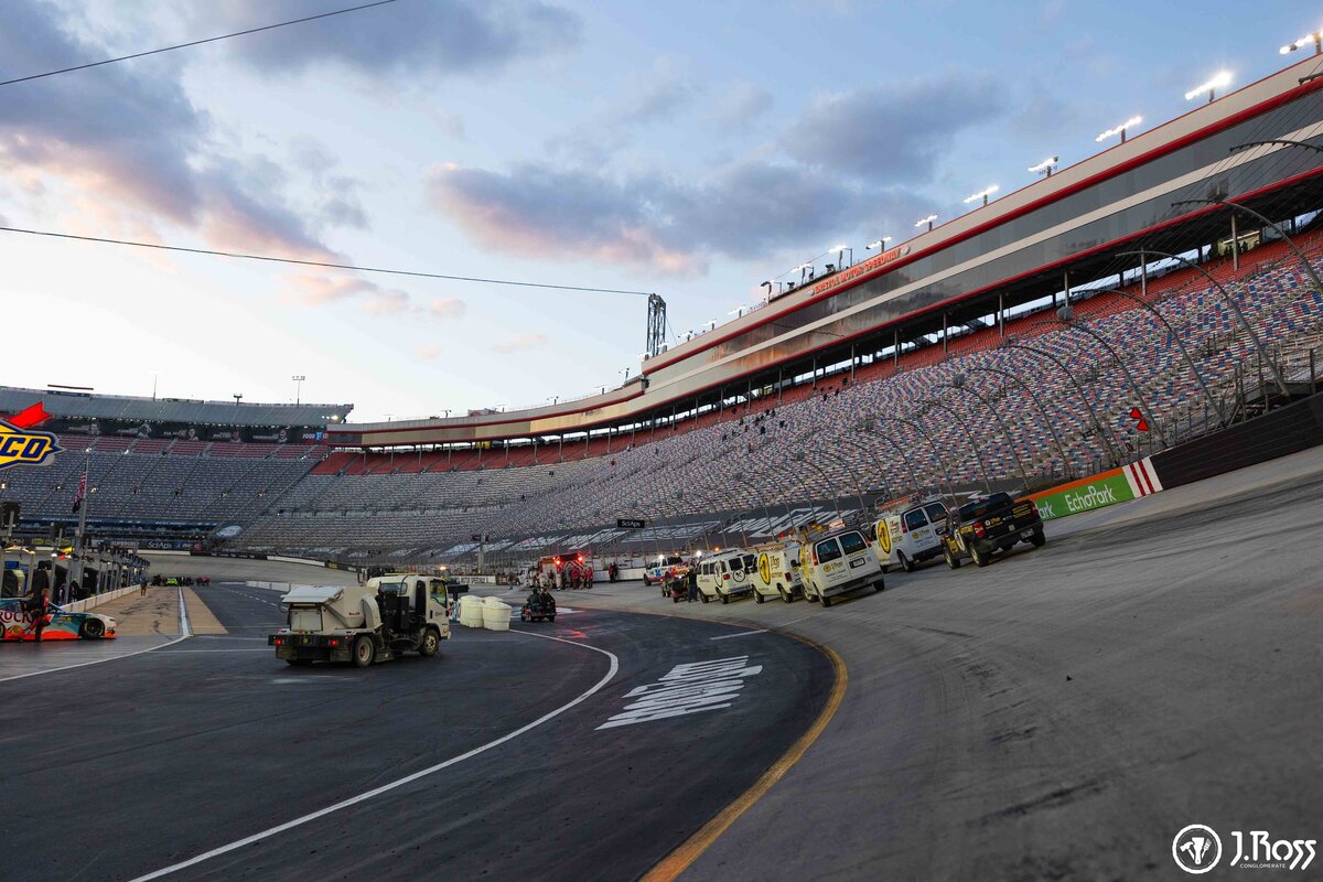 commercial painting bristol motor speedway j.ross