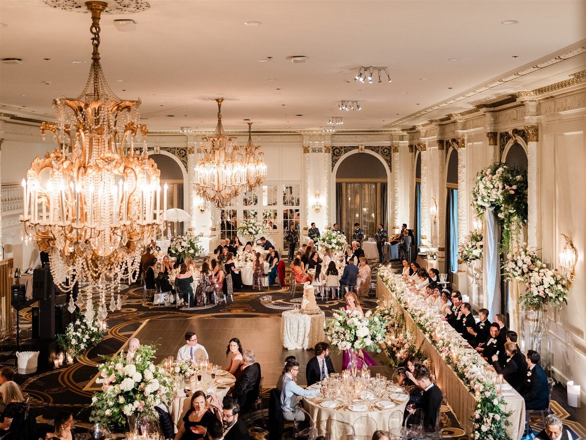 Grand-Luxury-Fairmont-Olympic-Wedding-Flora-Nova-Design-Seattle-00108