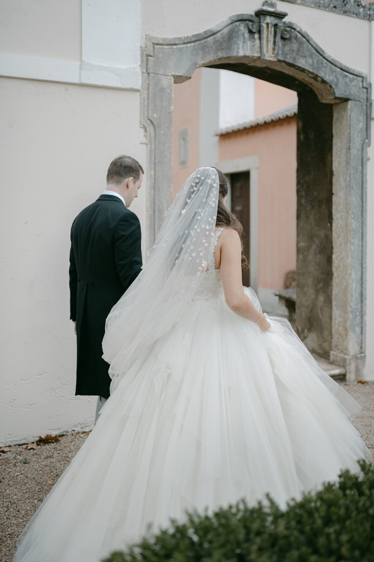 Flora_And_Grace_Italy_Luxury_Editorial_Wedding_Photographer-11