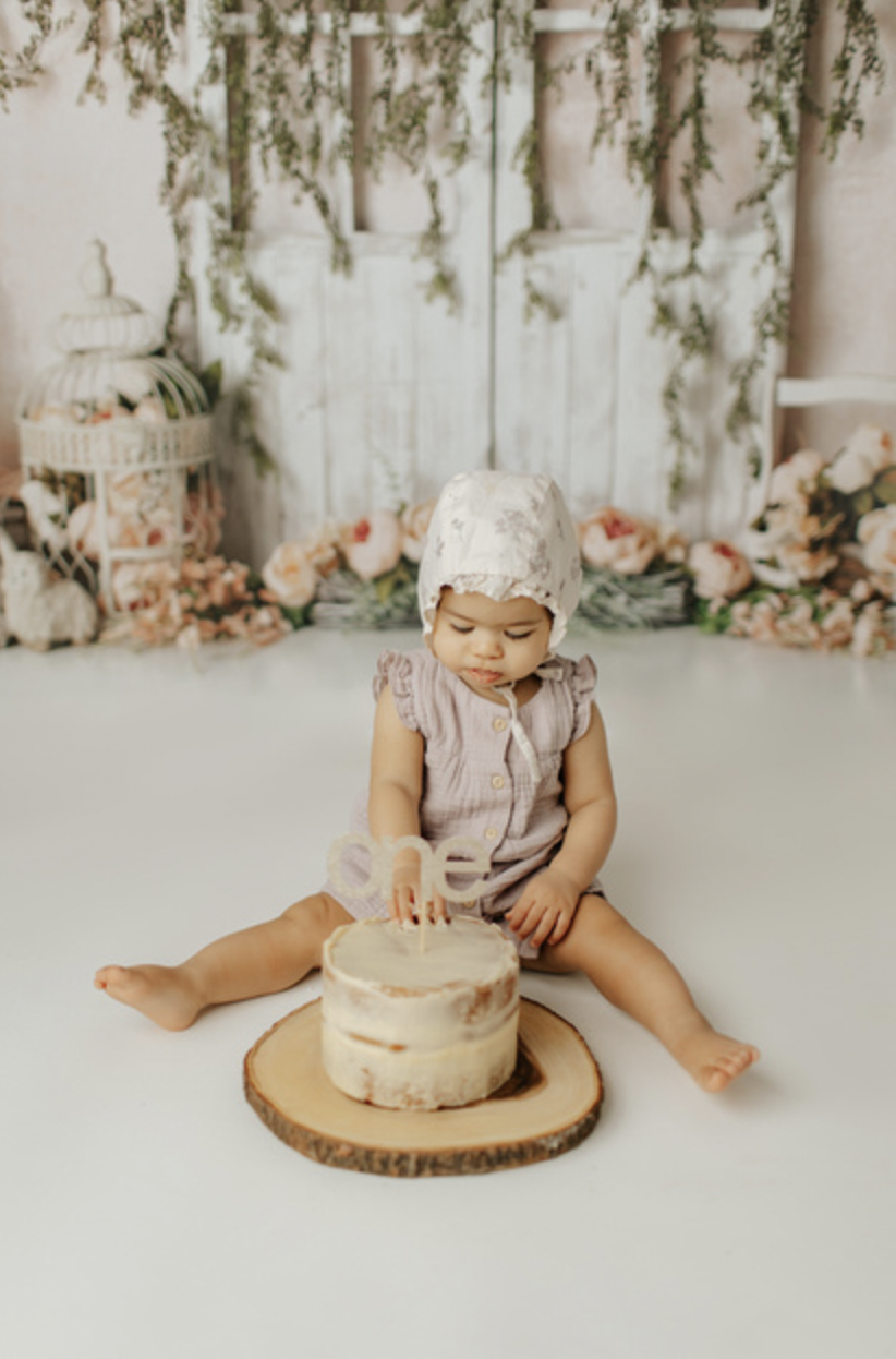cake smash photo session in toronto