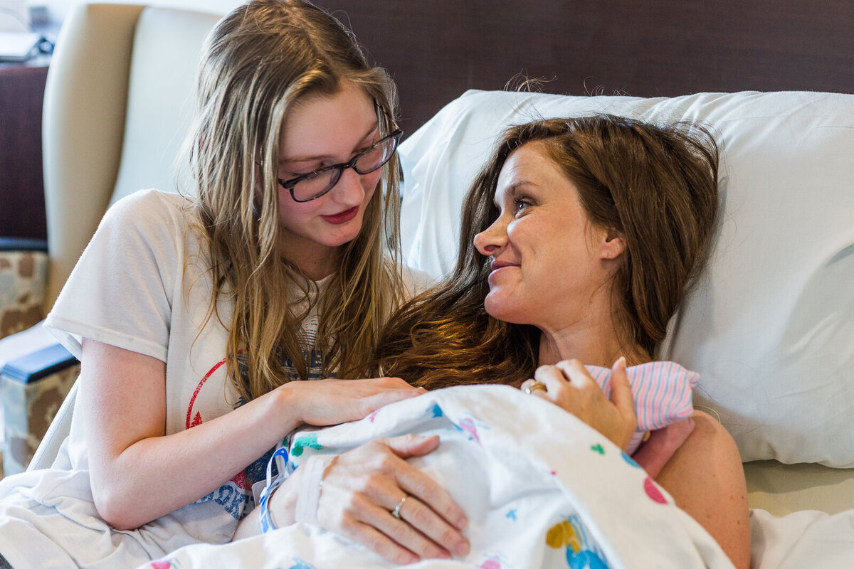 Rebecca-Haymes-Photography-Hospital-Birth-OB-Doula-Hendersonville-NC-7