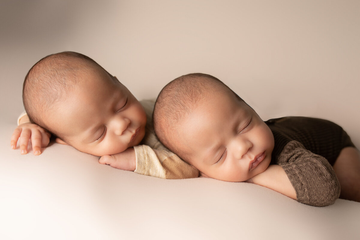 Twin Newborn images