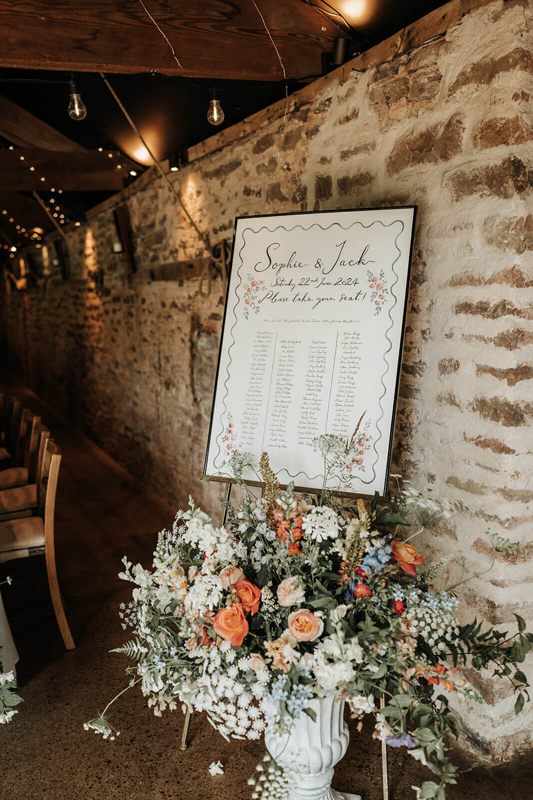 Issy-and-Bella-Floral-Design-Wedding-Florist-Herefordshire-Dewsall-Court-S-J33