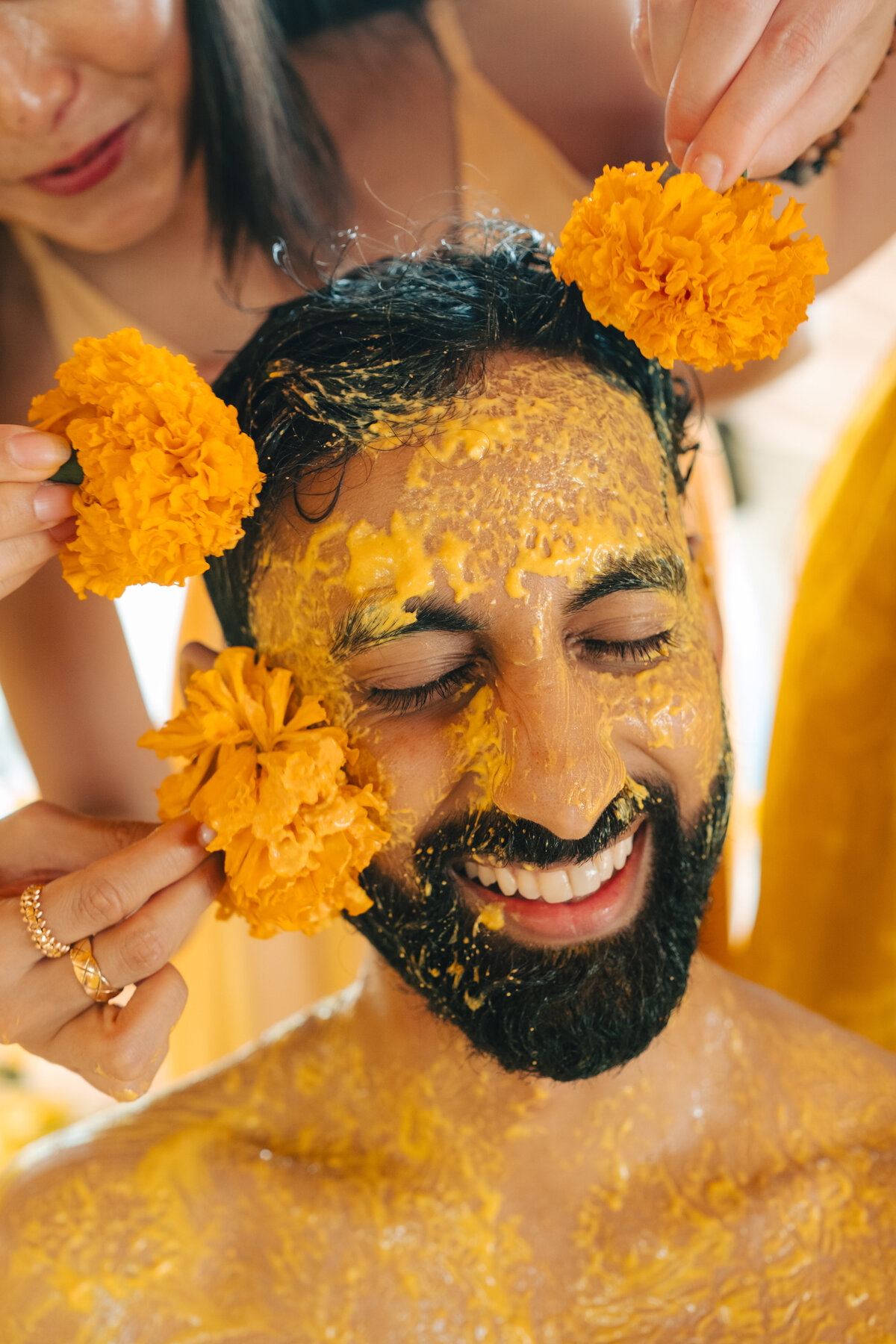 CANDID HALDI PHOTOS | BALI WEDDING | INDONESIA | PORTFOLIO | TEAM OMBRE