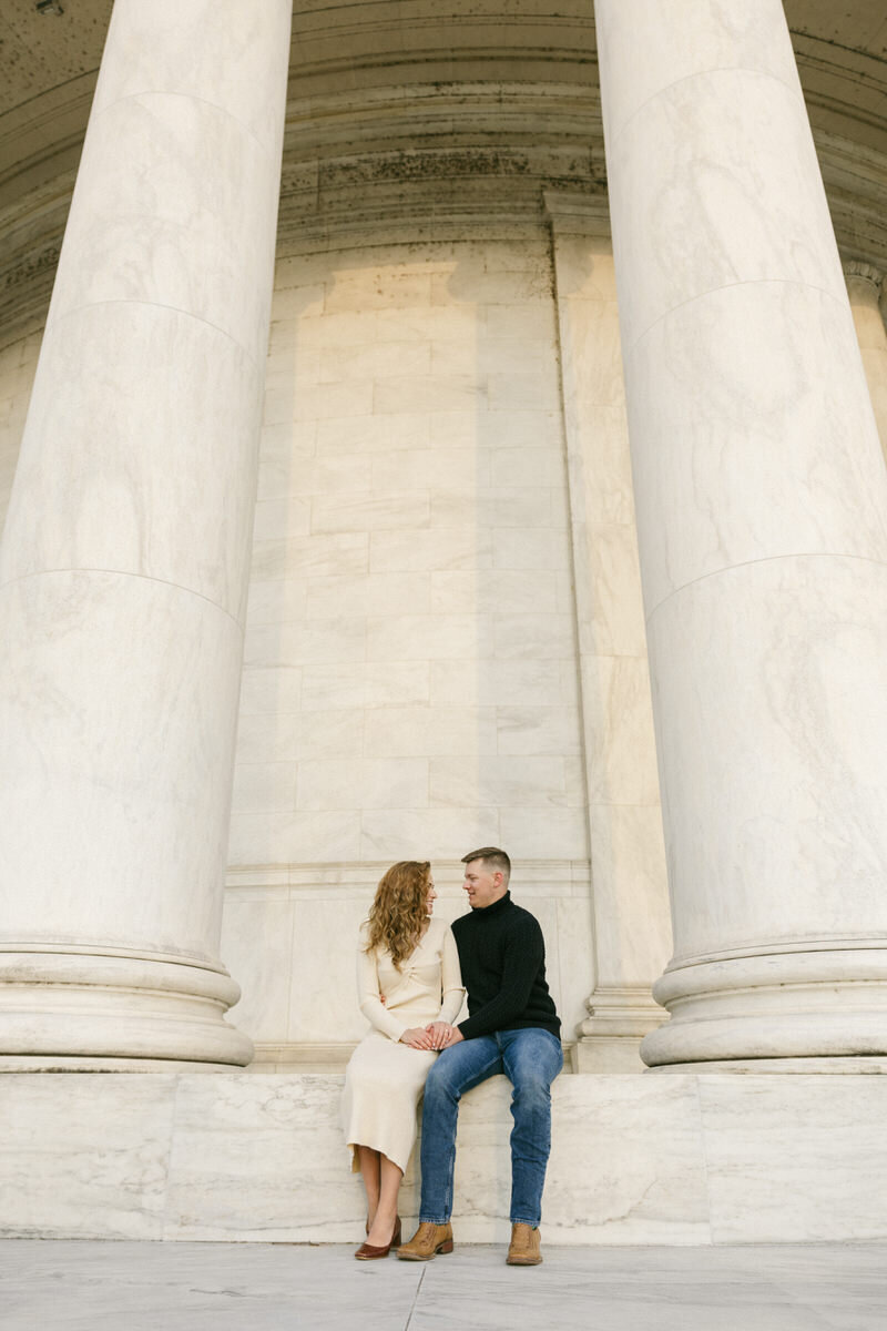 A sunrise engagement session at the Jefferson Memorial