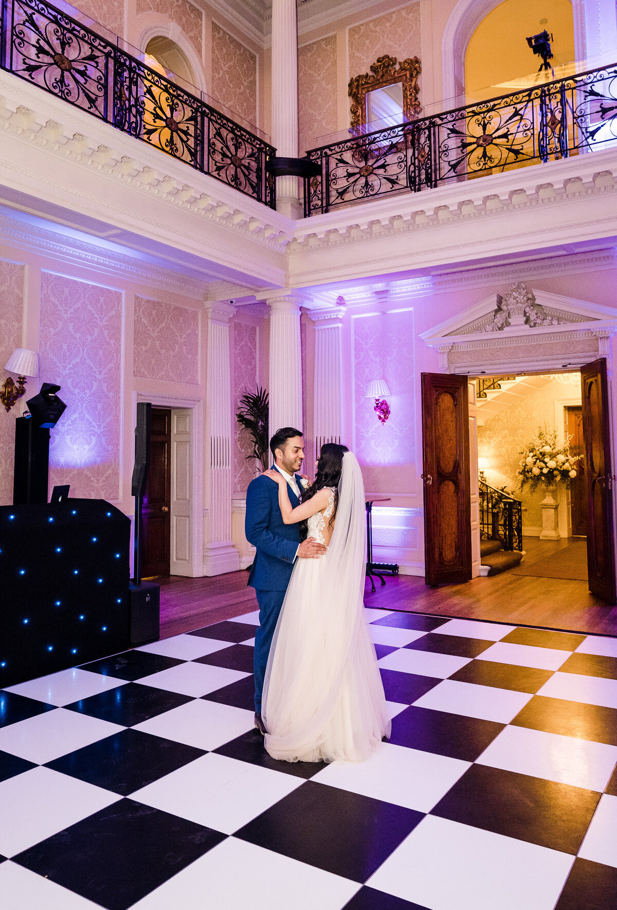 hedsor-house-italian-theme-wedding-photography-117