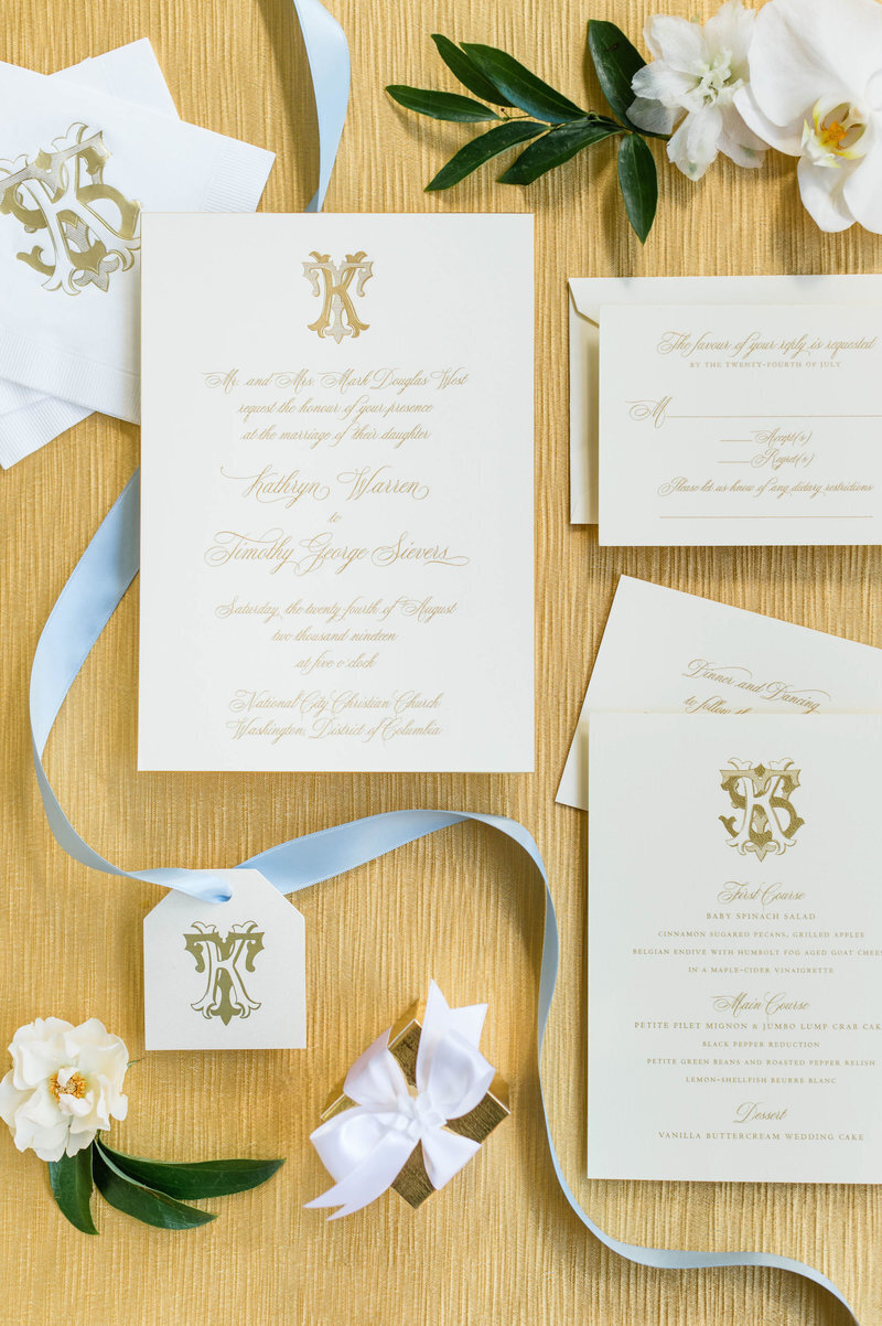wedding-invitations-light-blue-floral