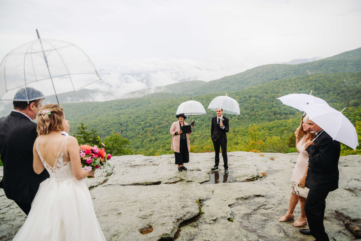 Beacon-Heights-NC-Elopement-13
