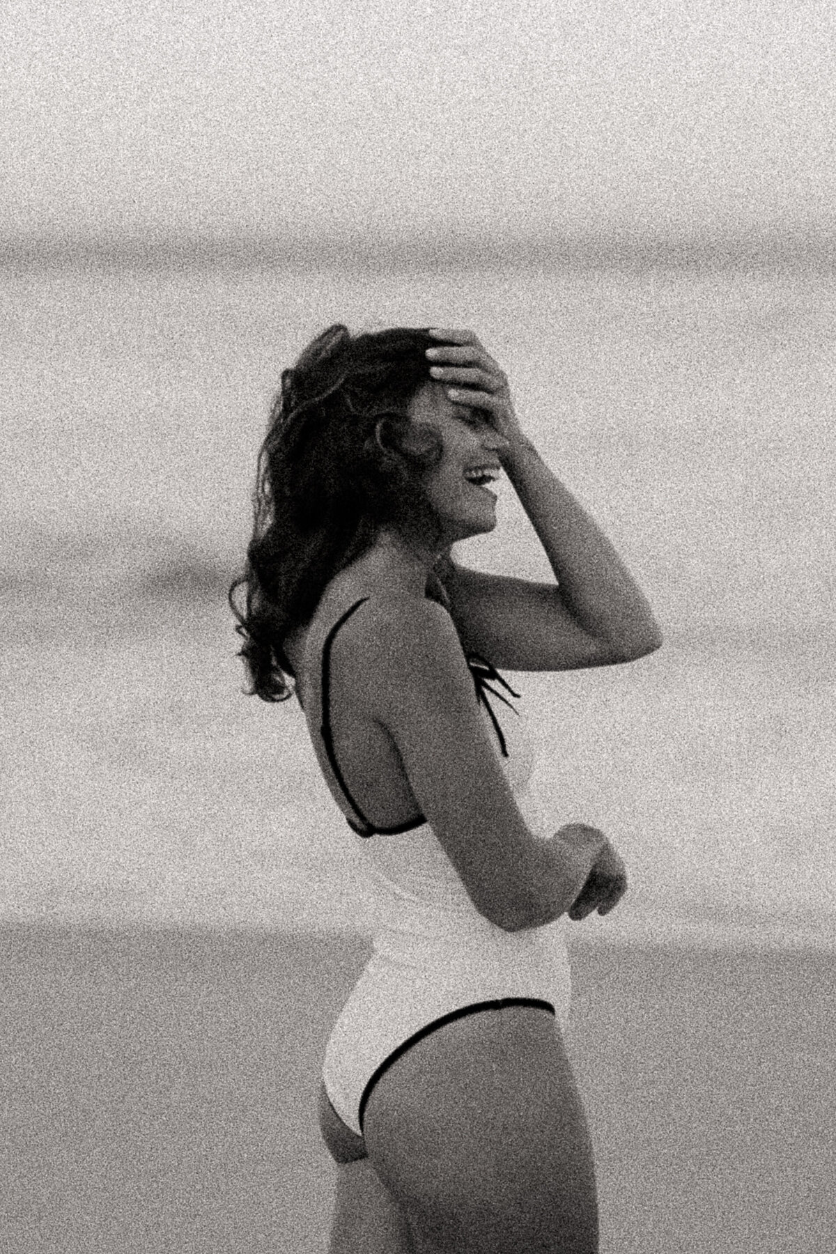 TANGERINE11-MONOCHROME-SURF-130