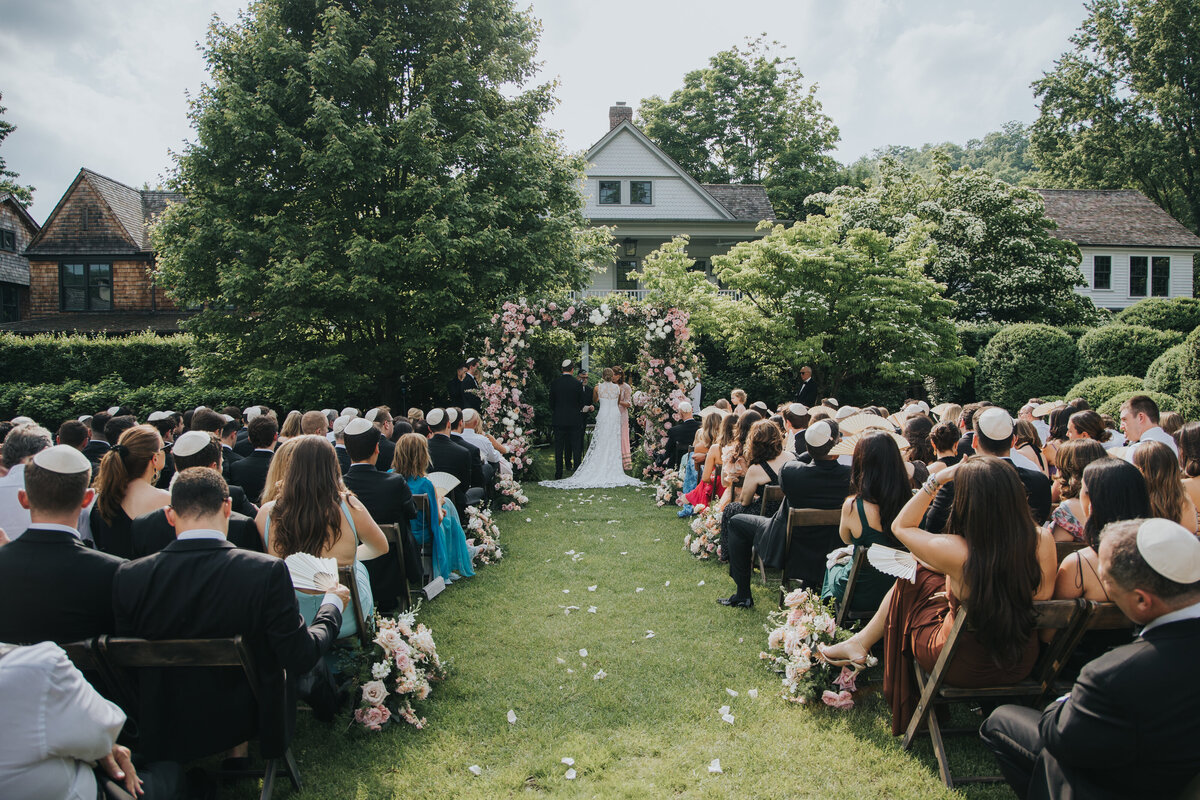 lizzie zack valley rock inn wedding love is rad-4502