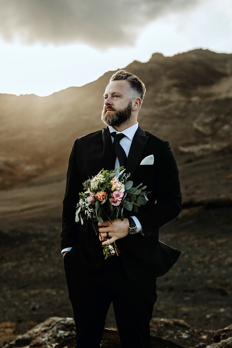 Iceland-Elopement-Photographer-and-Planner-426