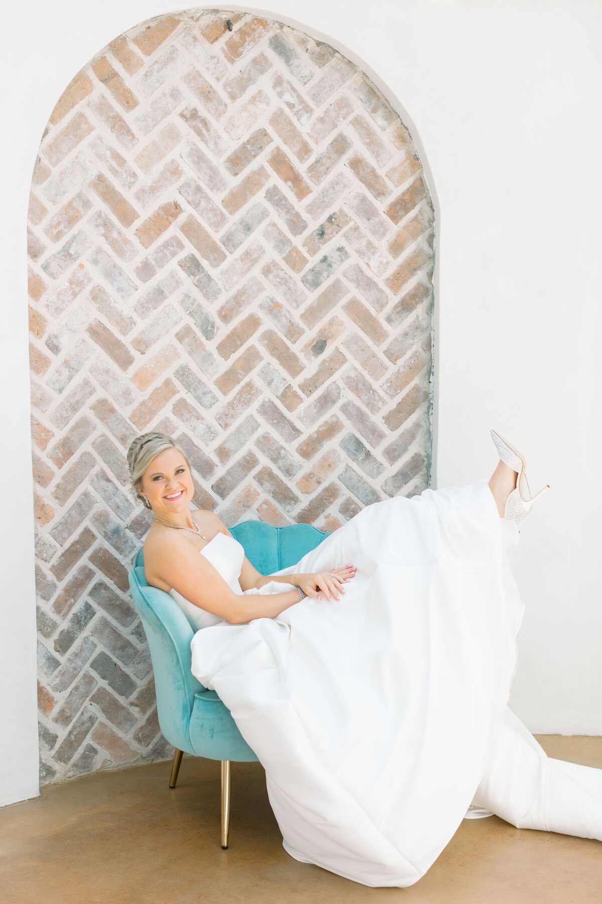 Summer-blush-iron-manor-houston-texas-wedding-8