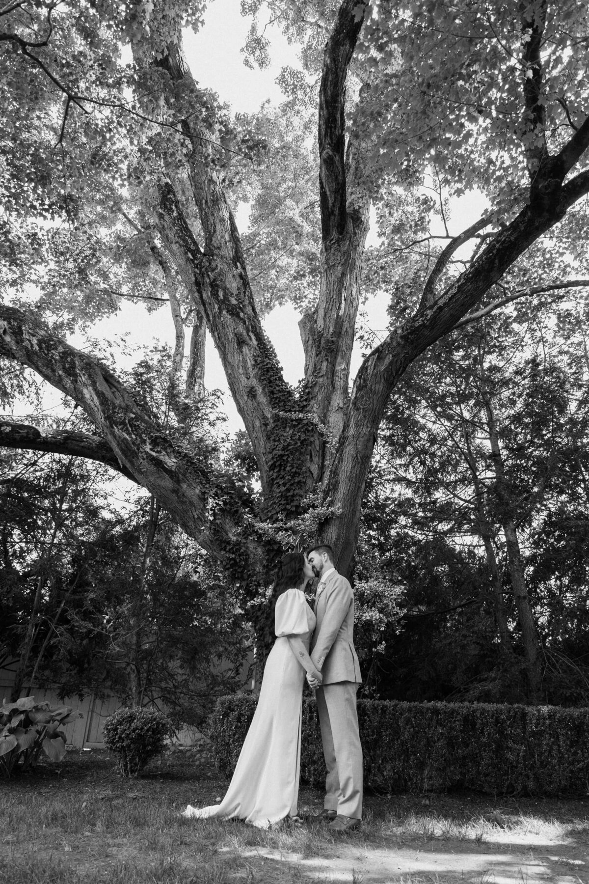 Connecticut Summer Backyard Wedding - Stacey Vandas Photography 44