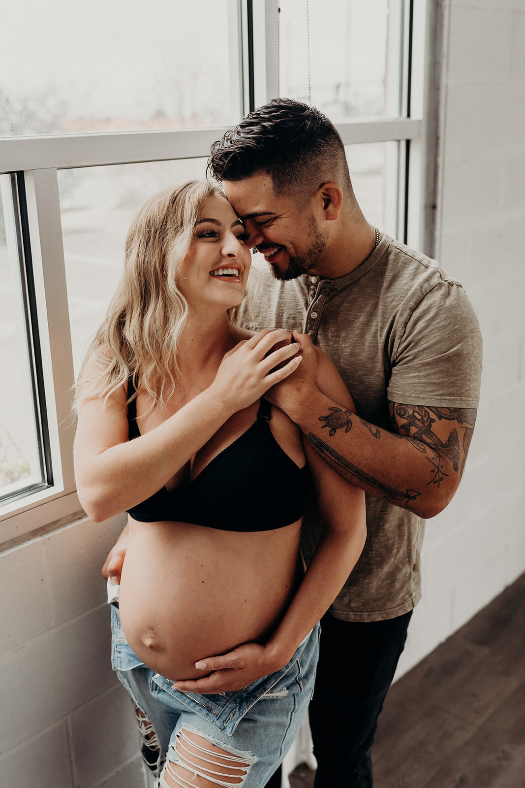 pregnancy couples studio image in Denver Colorado