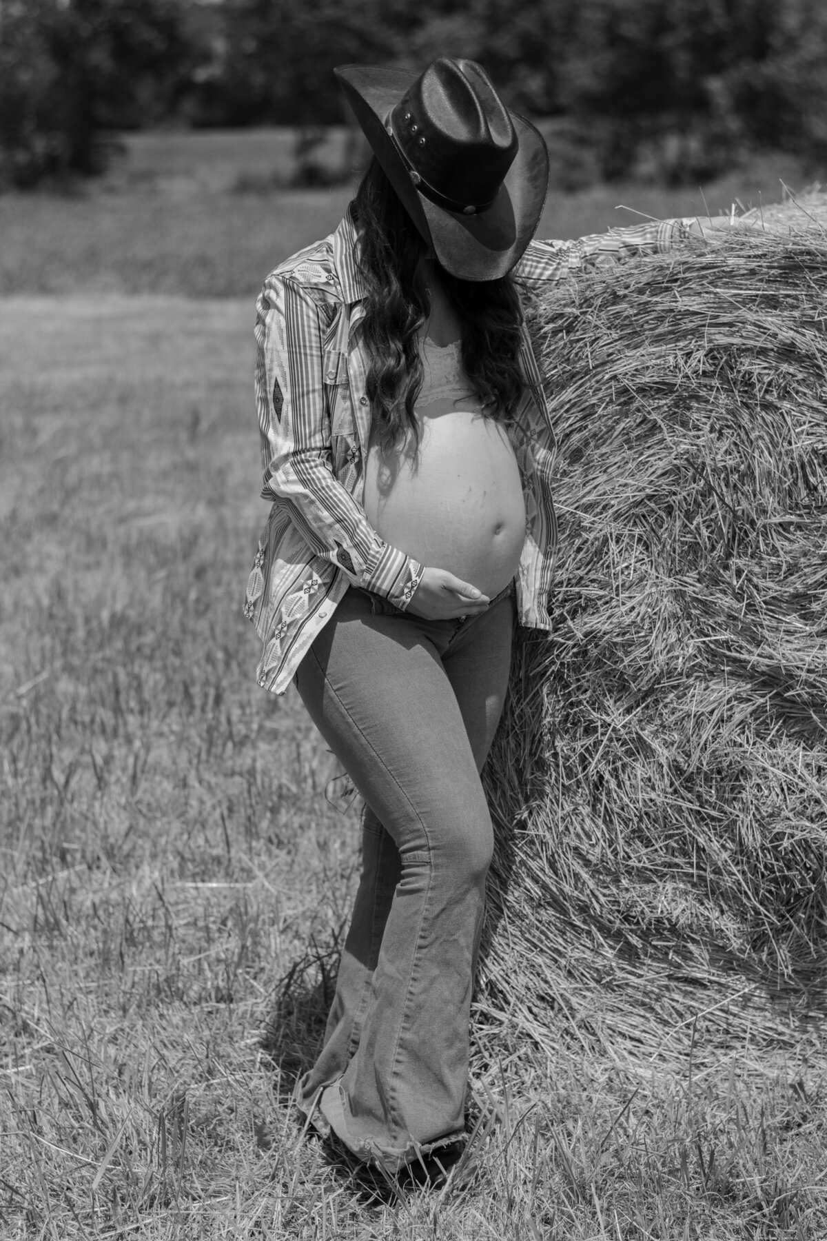Gabby's Maternity Photos_June 2024_025