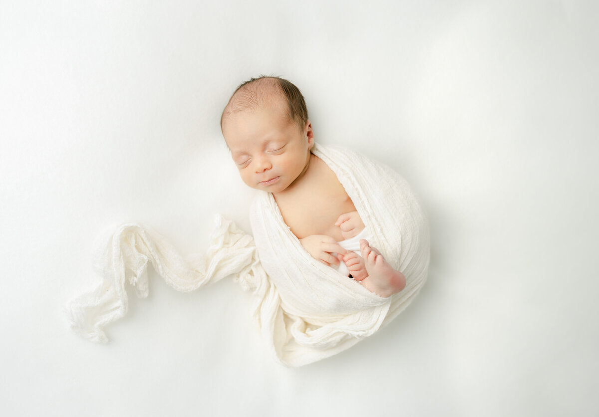 lehigh-valley-newborn-photographer-camilo-09