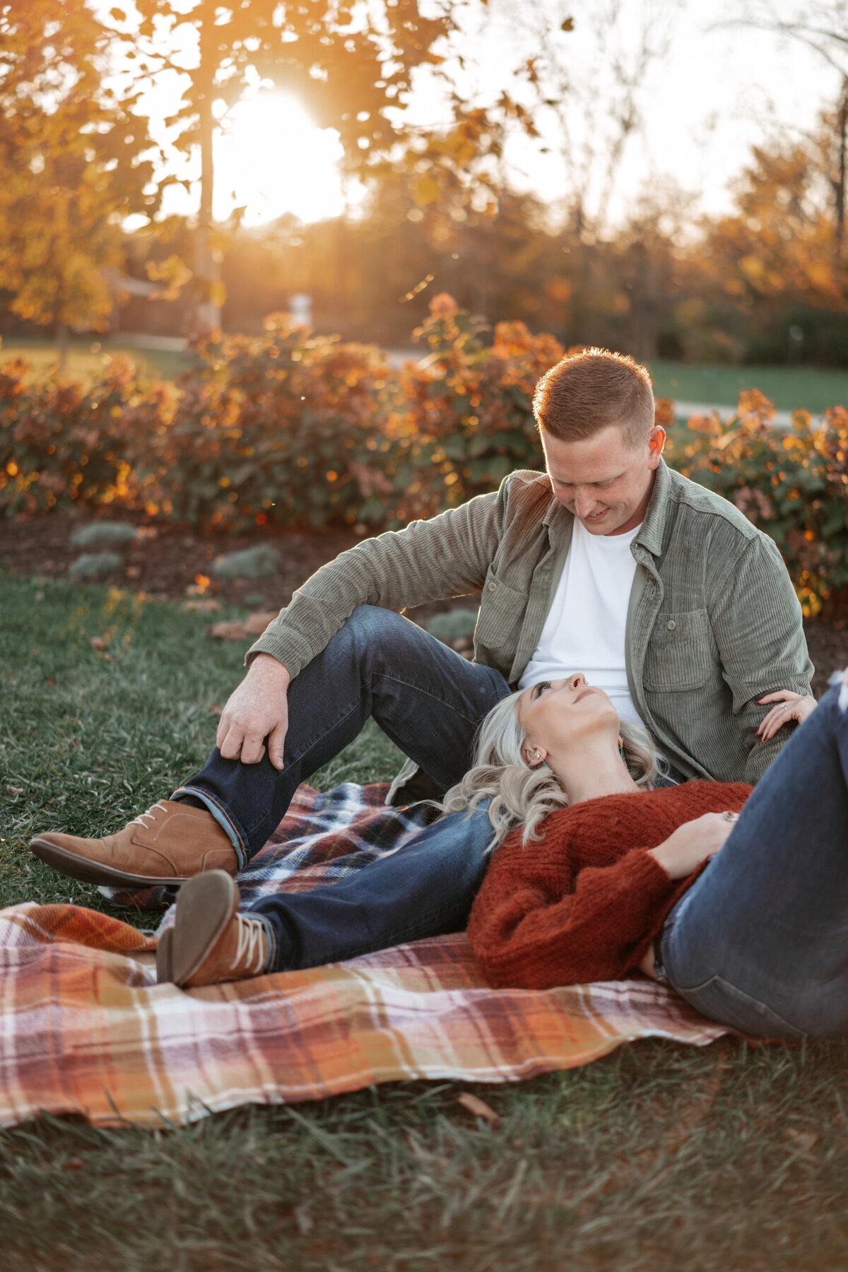 LoveandLogicPhoto.com - Jessica and Matt Engagement Photo-41