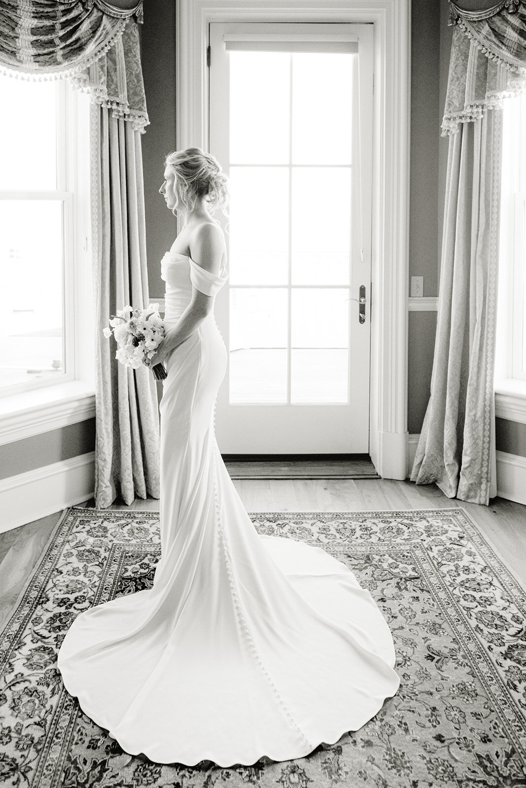Wedding_Chanler Cliff Walk_Newport Mansions_RI__87HBP_5547©HilaryBlock