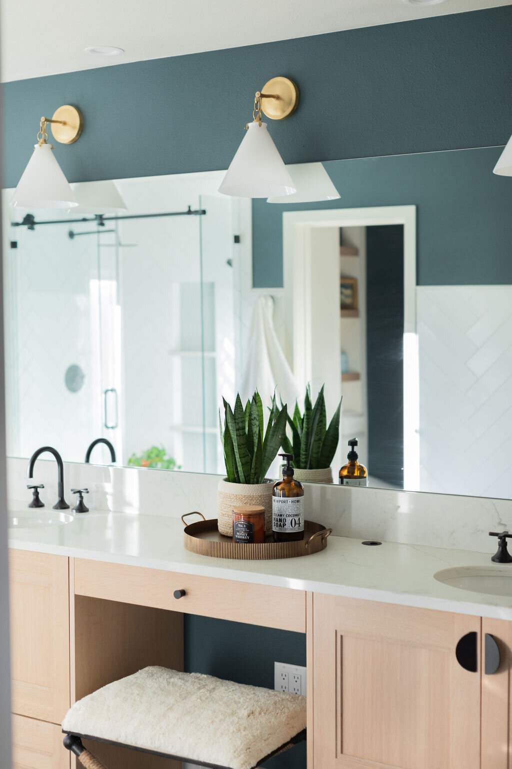 pure-indigo-interior-design-home-renovation-30
