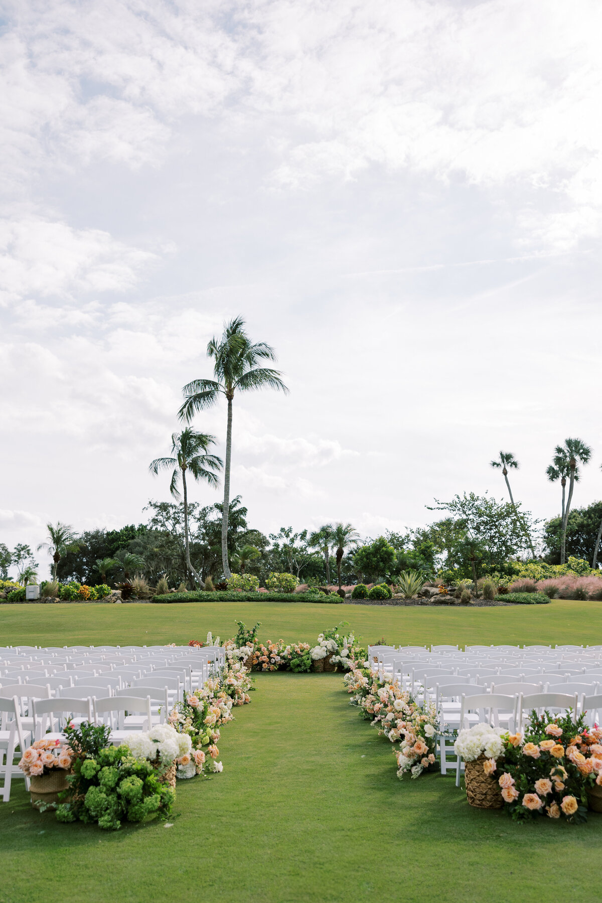 Palm Beach Jupiter Vero Beach wedding planner wedding design wedding coordination Florida wedding full service wedding planner full service wedding management South Florida wedding colorful wedding design partial wedding planner destination wedding v