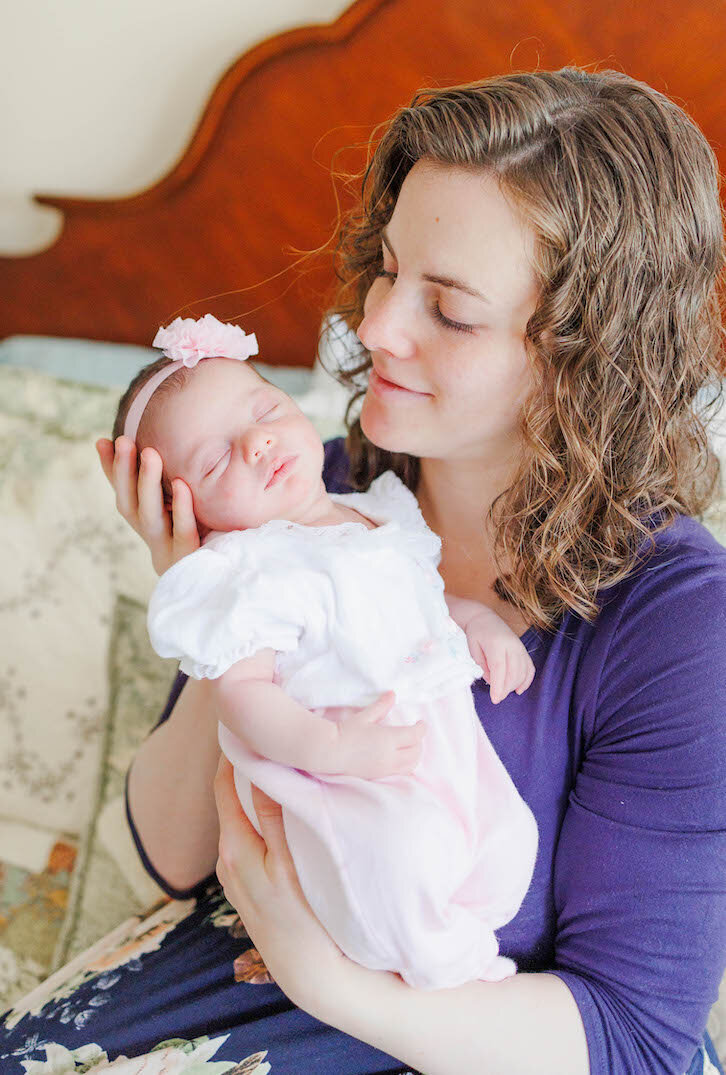 motherhood lifestyle photographer