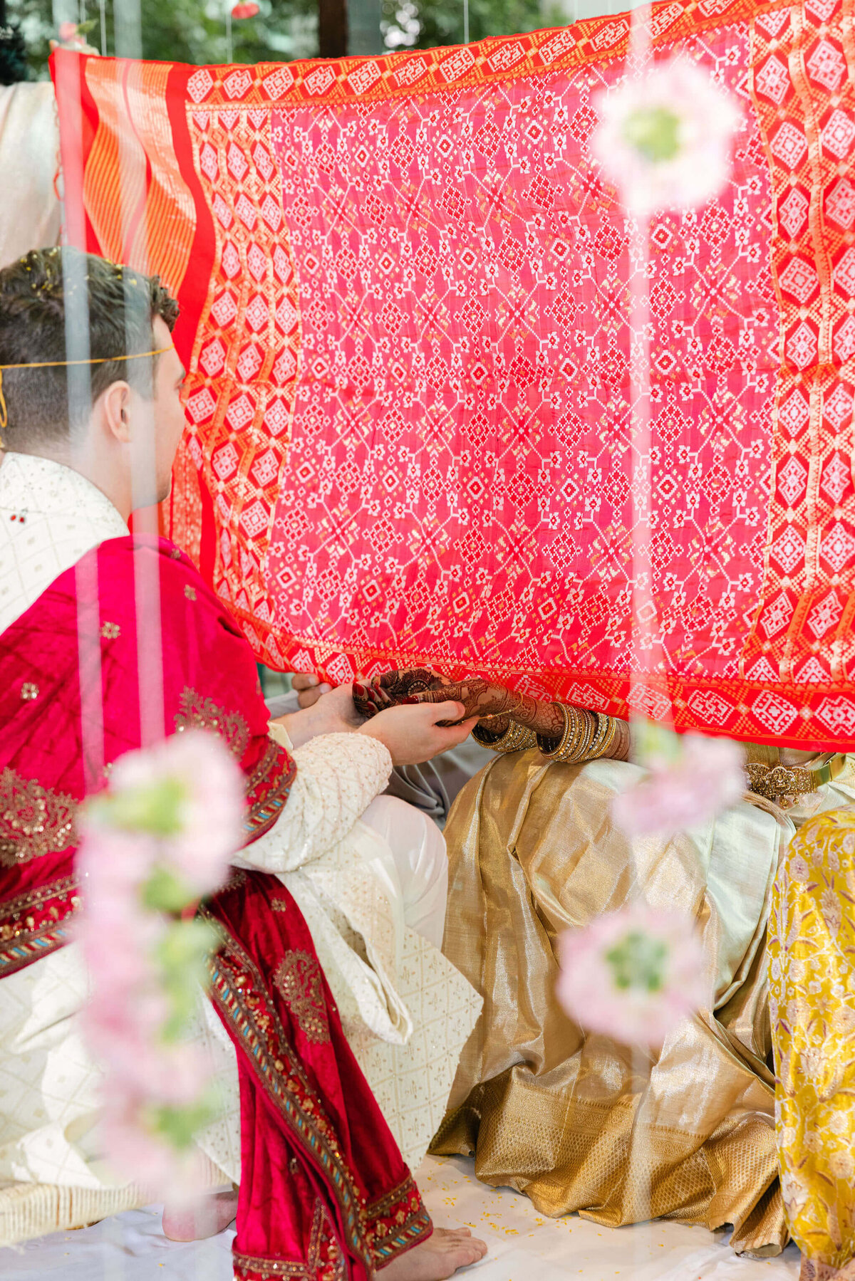 sophisticated-engagement-session-detroit