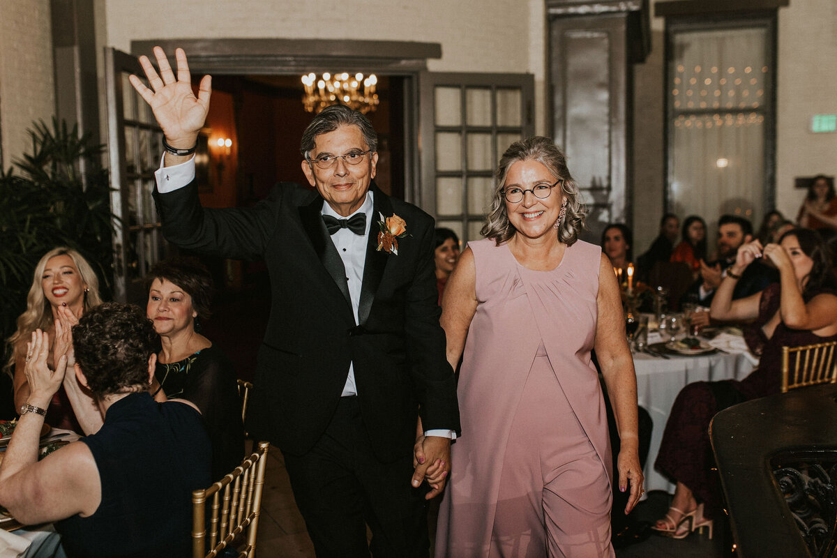 WELLING-FLORES.Wedding.EngineersClub-rcptn-70