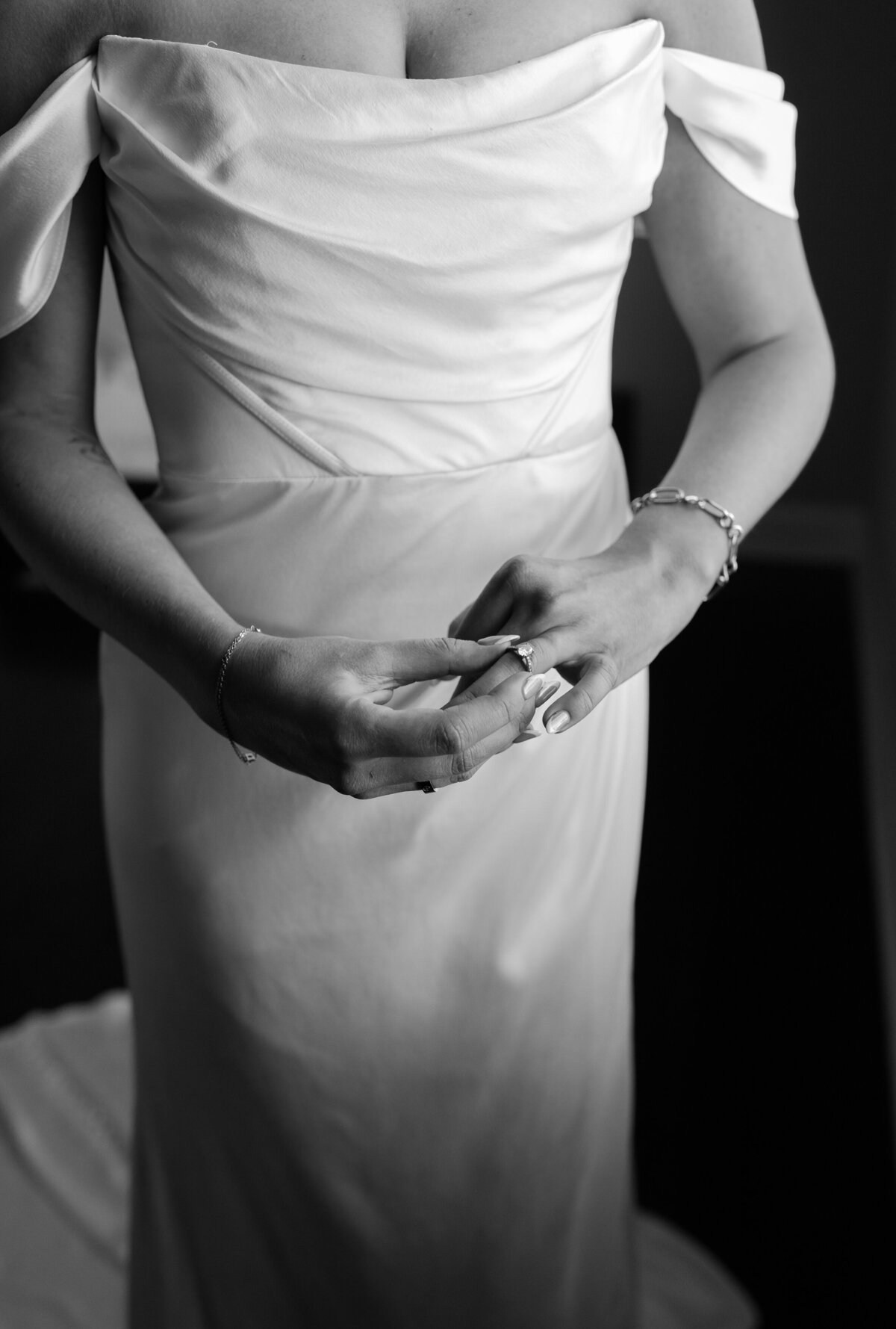 bridegettingready-103