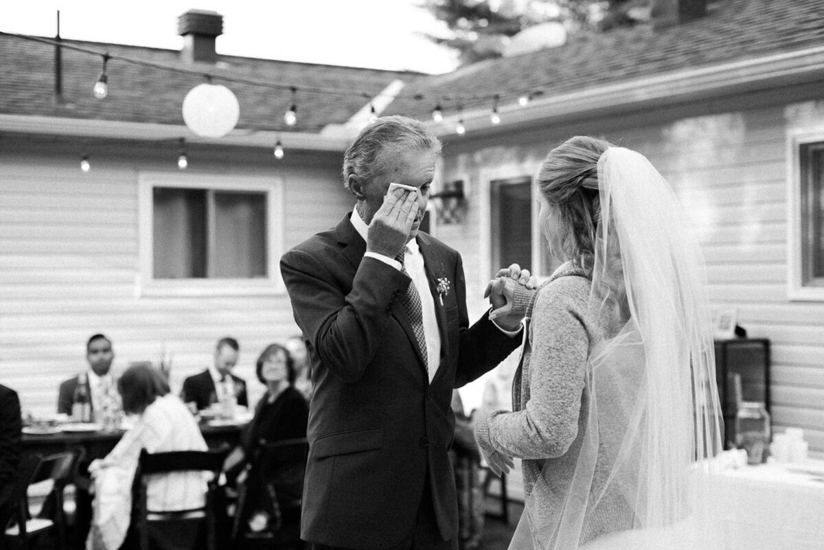 intimate-bancroft-wedding-father-daughter-dance1