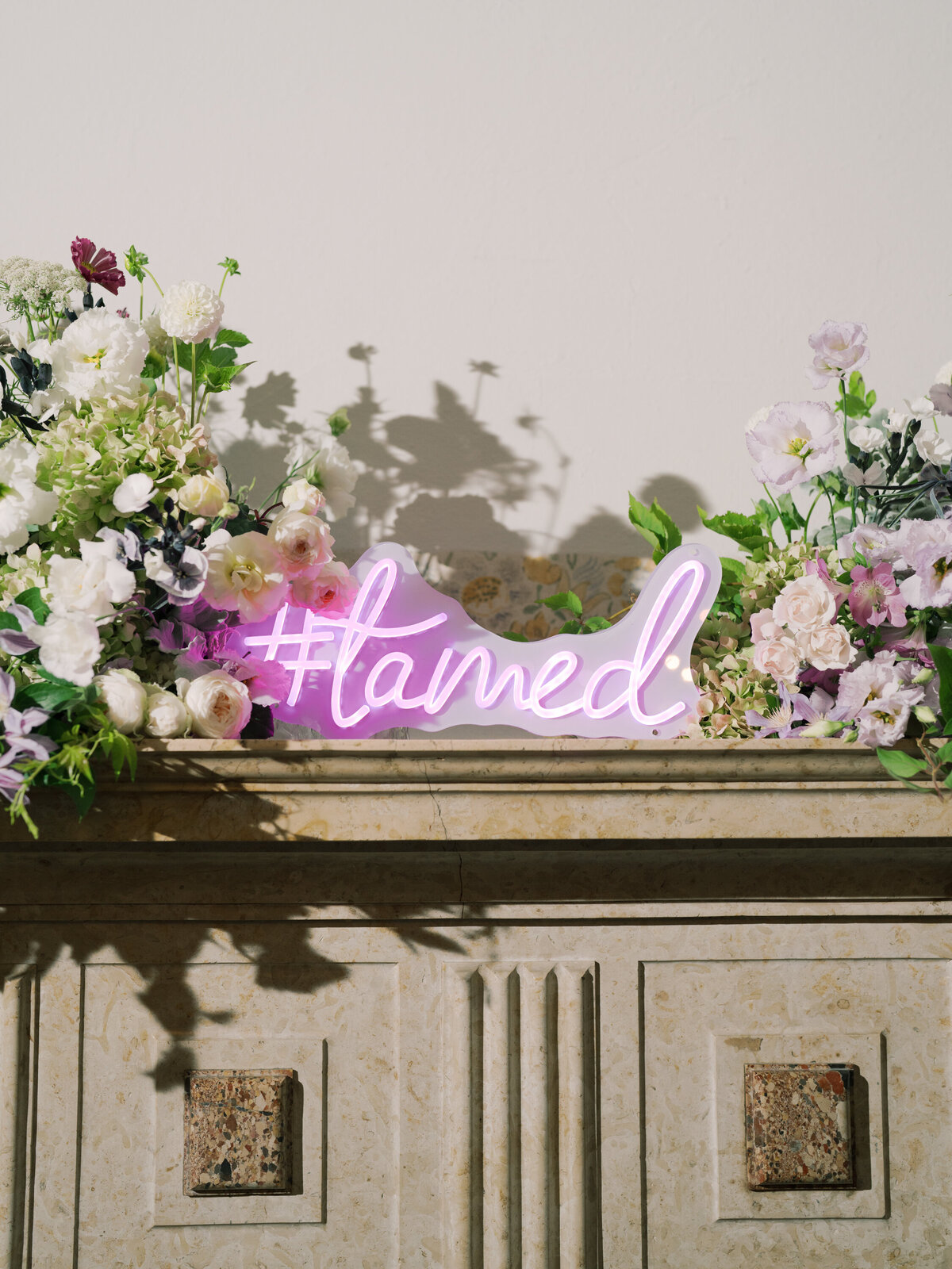 casa-dos-penedos-portugal-wedding-dance-neon-sign