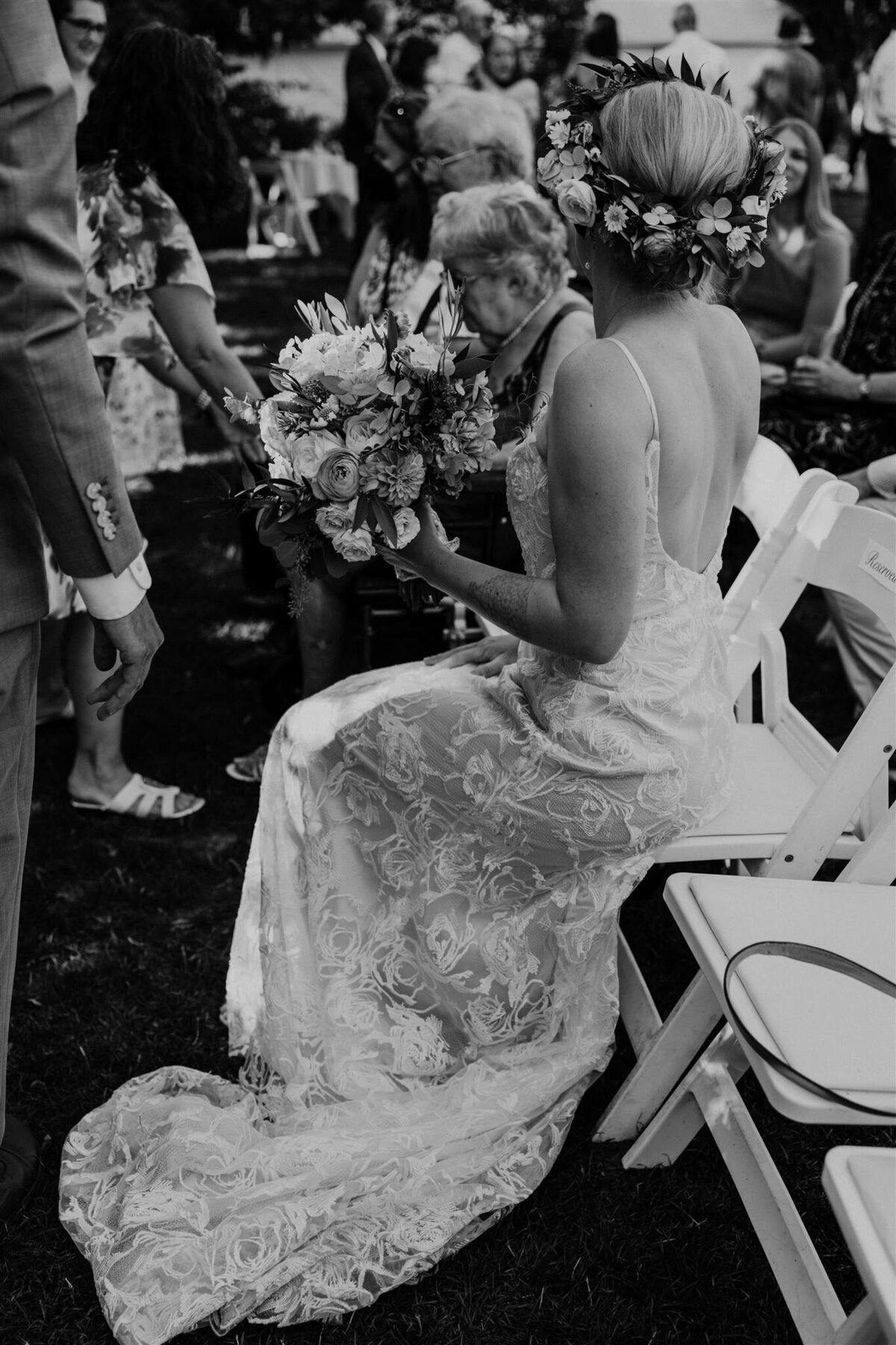 mcmennamins-edgefield-wedding-stephanie-johnny-ilumina-photography-3821_websize