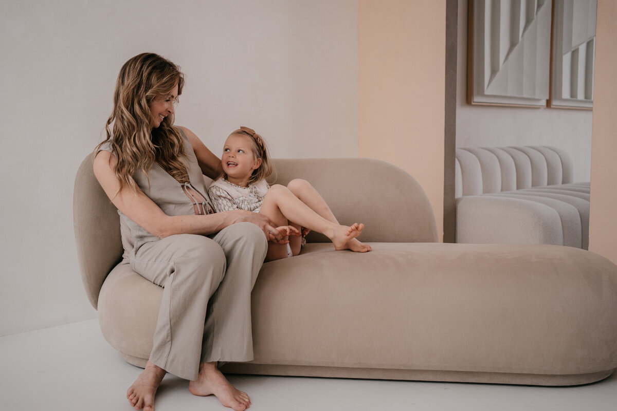 familieshoot-moeder-kind-atelier-oost-leukfotografie.jpg-8