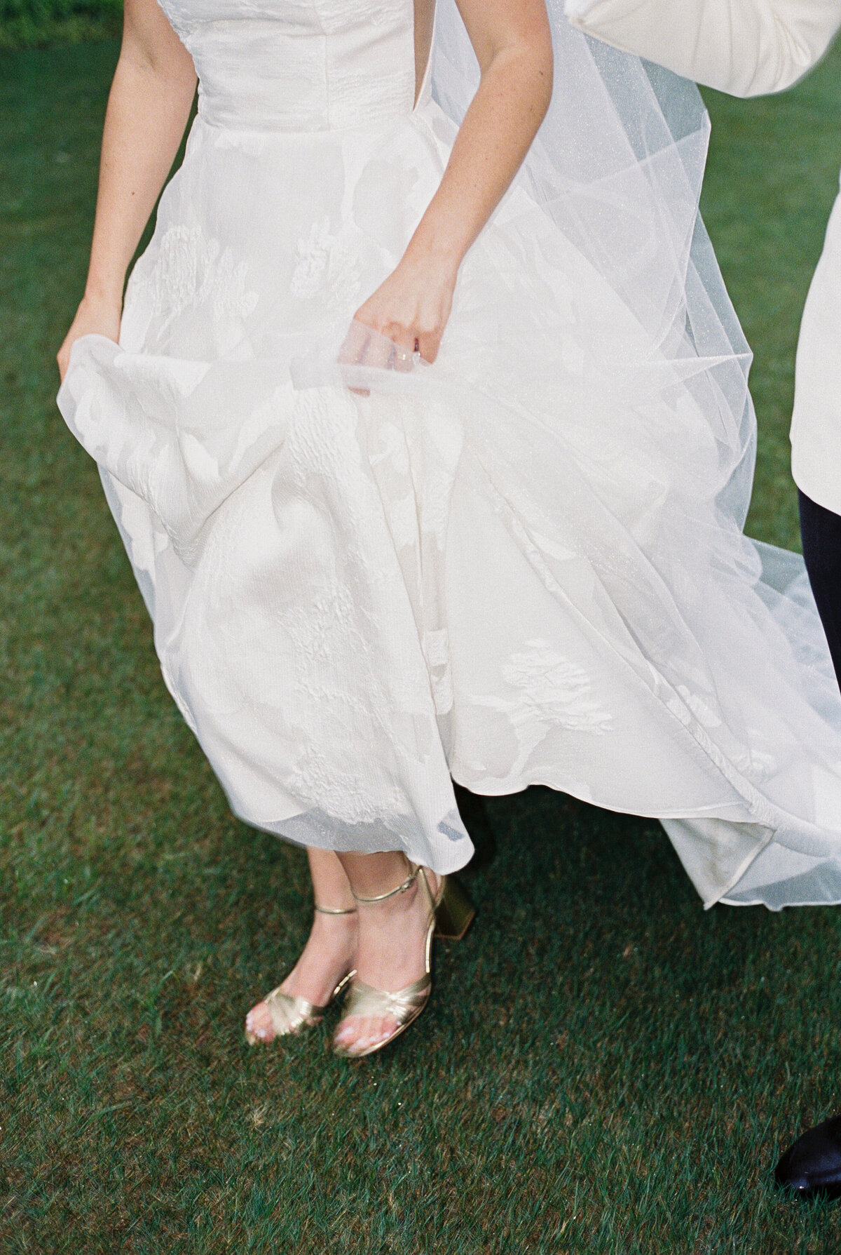 Diana-Brewer_Emily-Calvin_Film-56