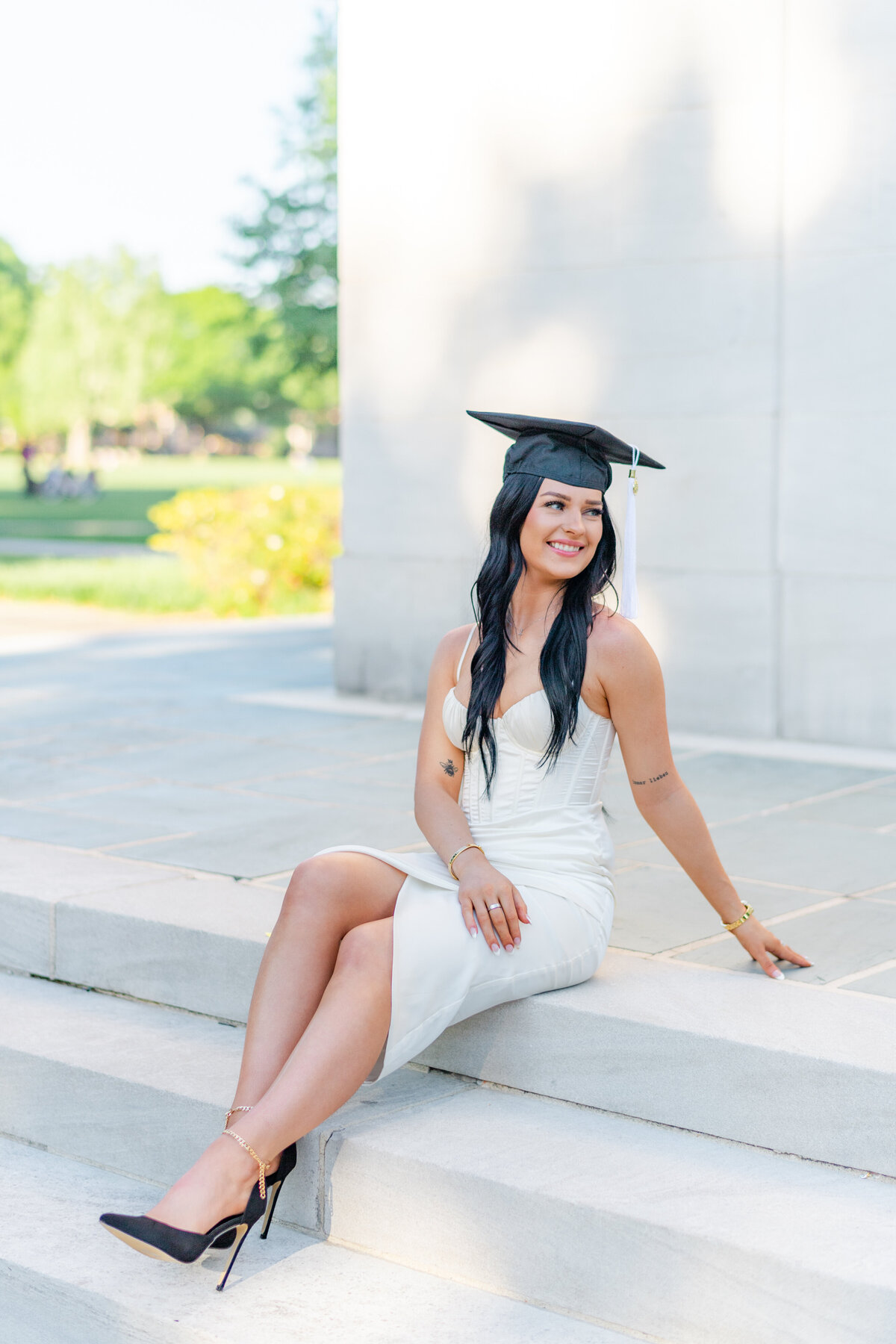 The University of Alabama Senior Grad _ Lauren Elliott Photography _ Lauren Schumacher-123