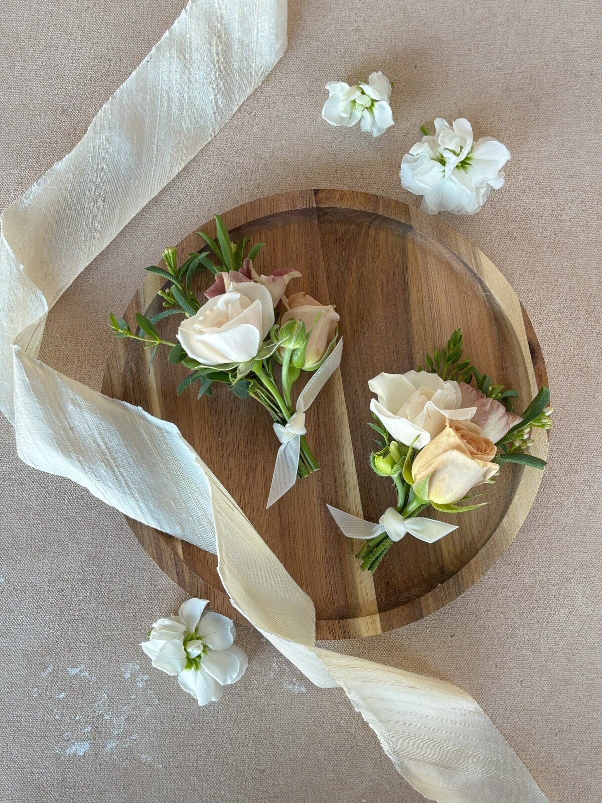 boutonniere lush airy garden wedding floral