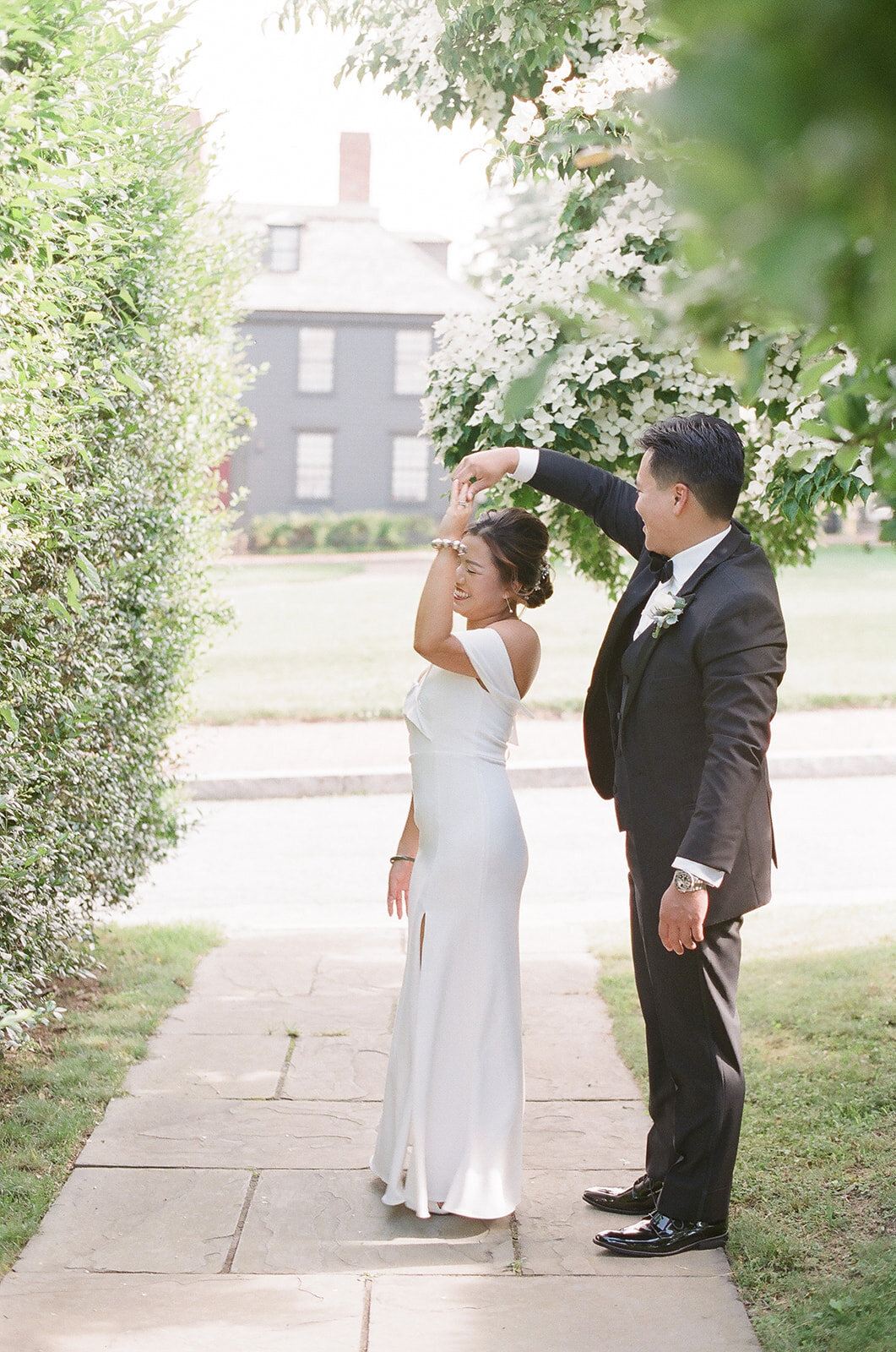 Elopement_Sailboat_Wedding_Newport_RI548121_001265CHilaryBPhotography