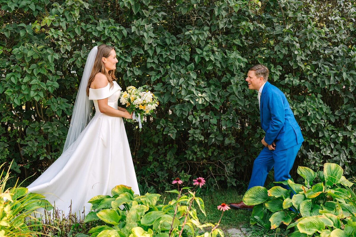 Cheery_Yellow_Blue_Seaside_Island_Maine_Wedding_Chebeague_Island_Inn_0026