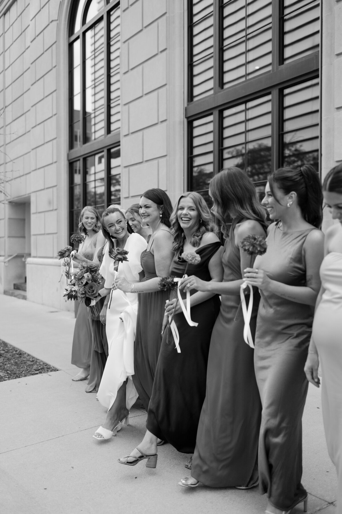 Alecca Synclair Des Moines Iowa wedding photographer