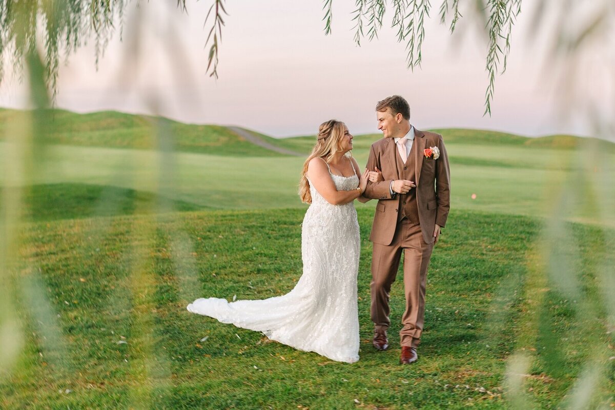 Vibrant_Palm_Springs_Inspired_Red_Barn_at_Outlook_Farm_Summer_Photography_Maine_Wedding_Photographer_0087