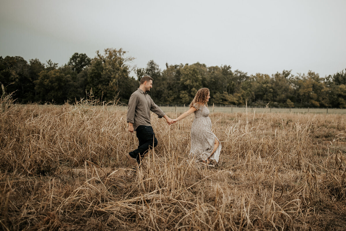 maternity-photoshoot-ohio-tallgrass-18