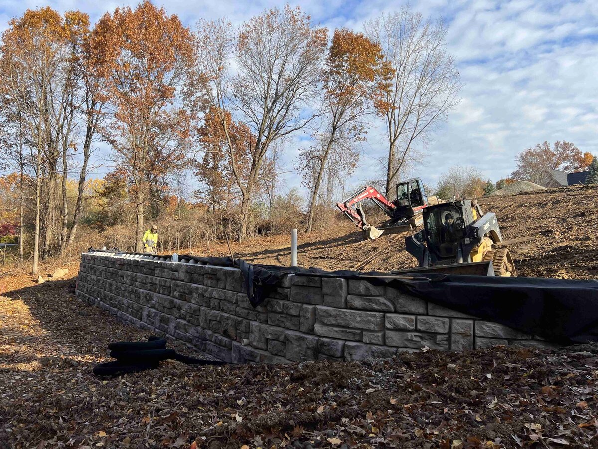 clarkston-retaining-wall-redi-rock