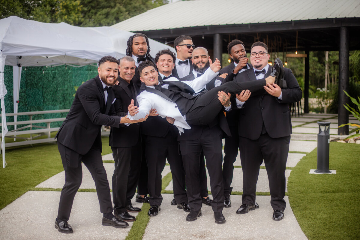 Groom Photos