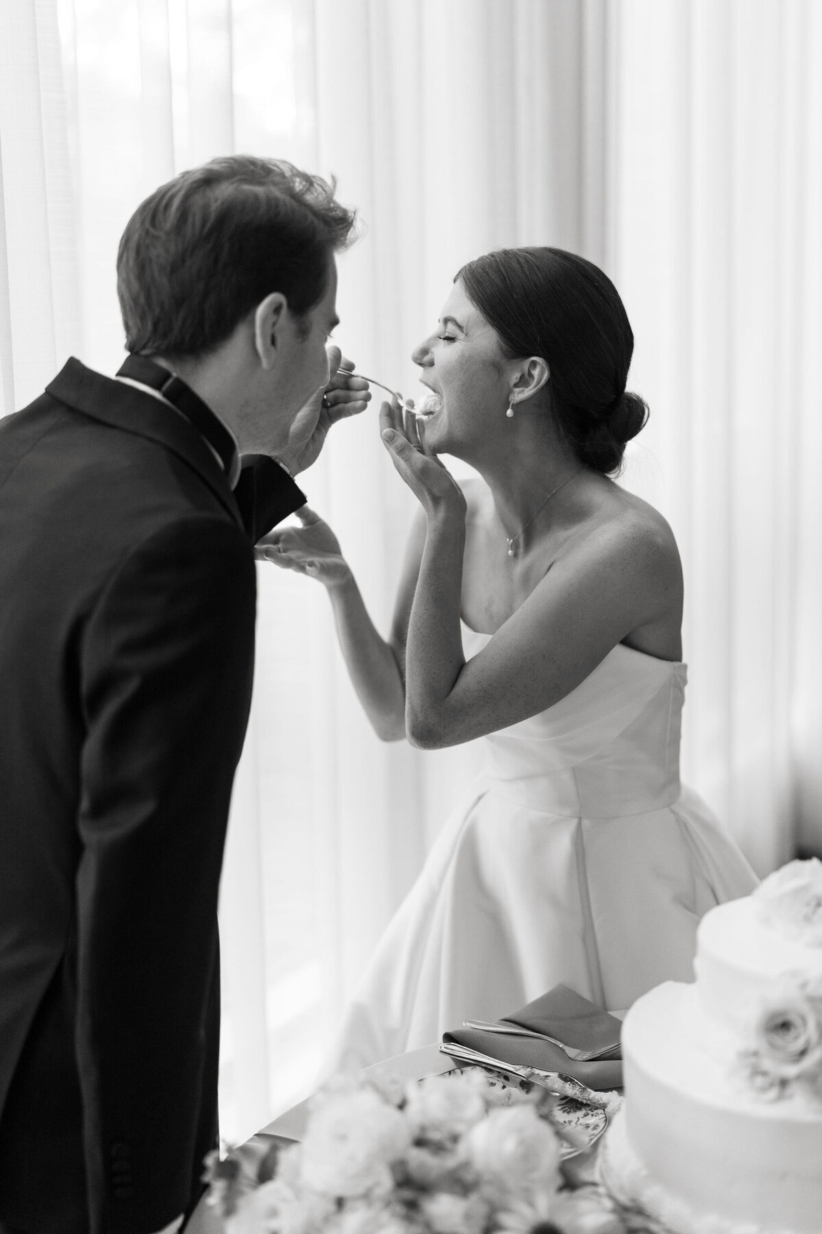 AlexisLunsfordPhotographyEmma&JoeySwanHouseWedding-942