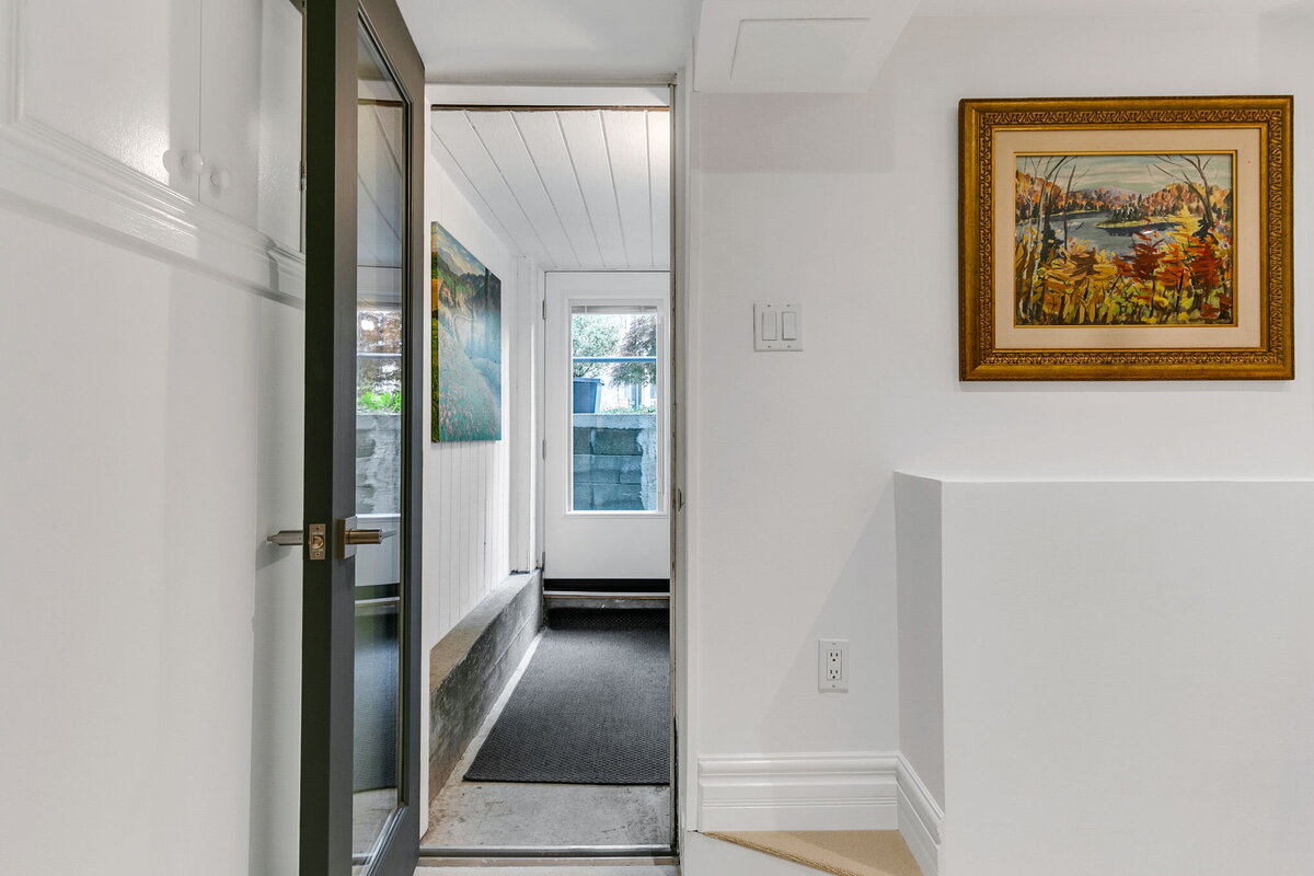 57-web-or-mls-60_010_Lower Level