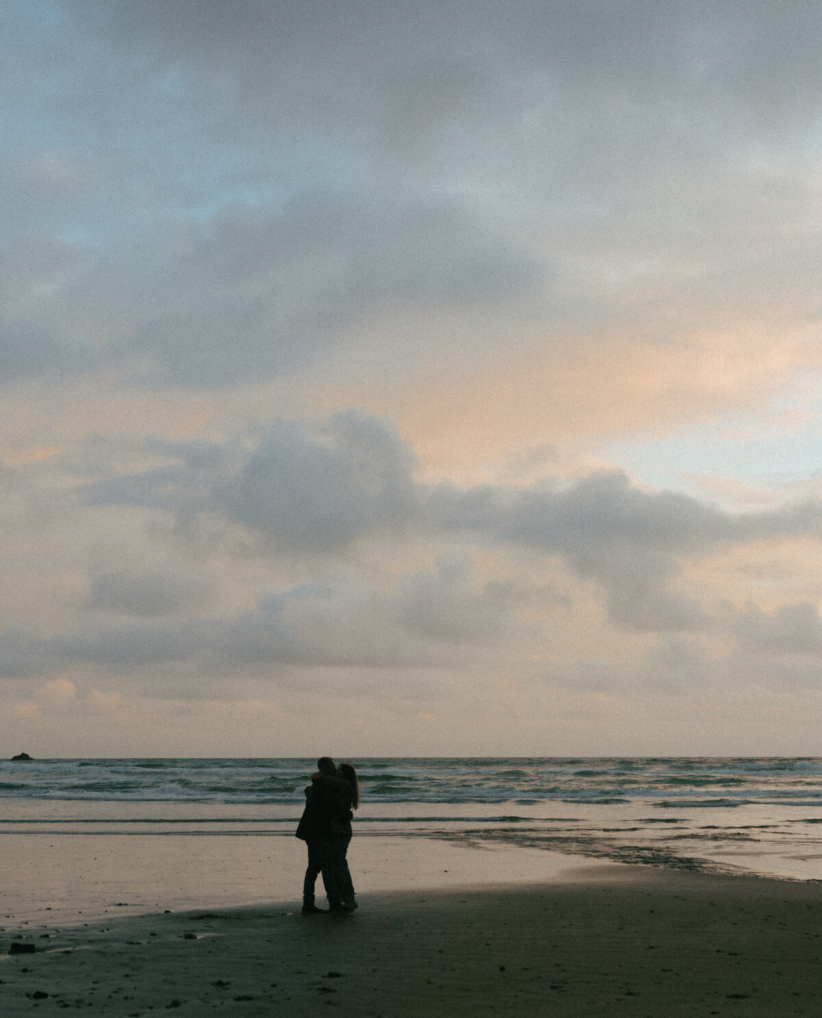 Oregon Coast Couples - lizarrietaphotography-63