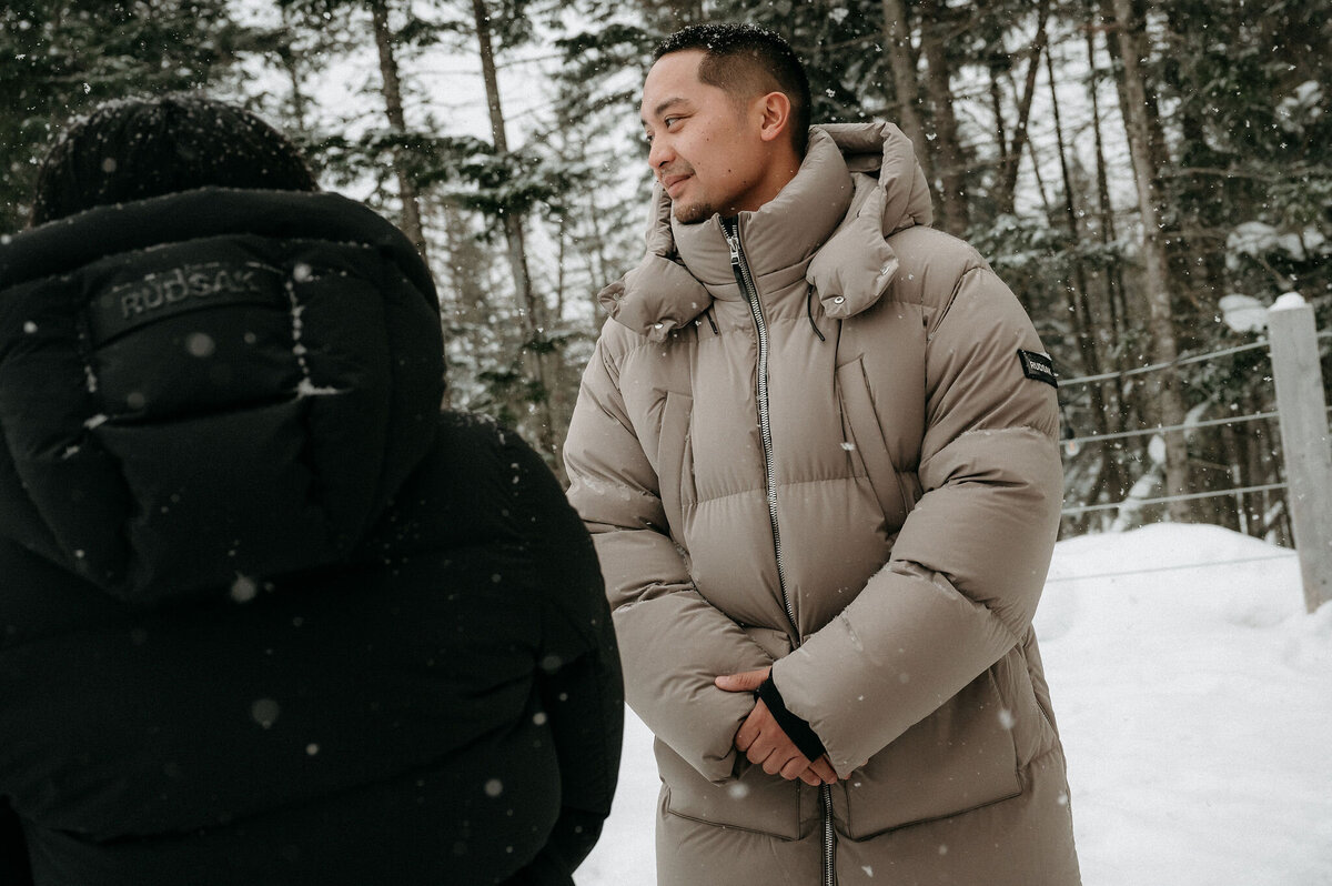 S-R_Winter-Elopement-Quebec-39