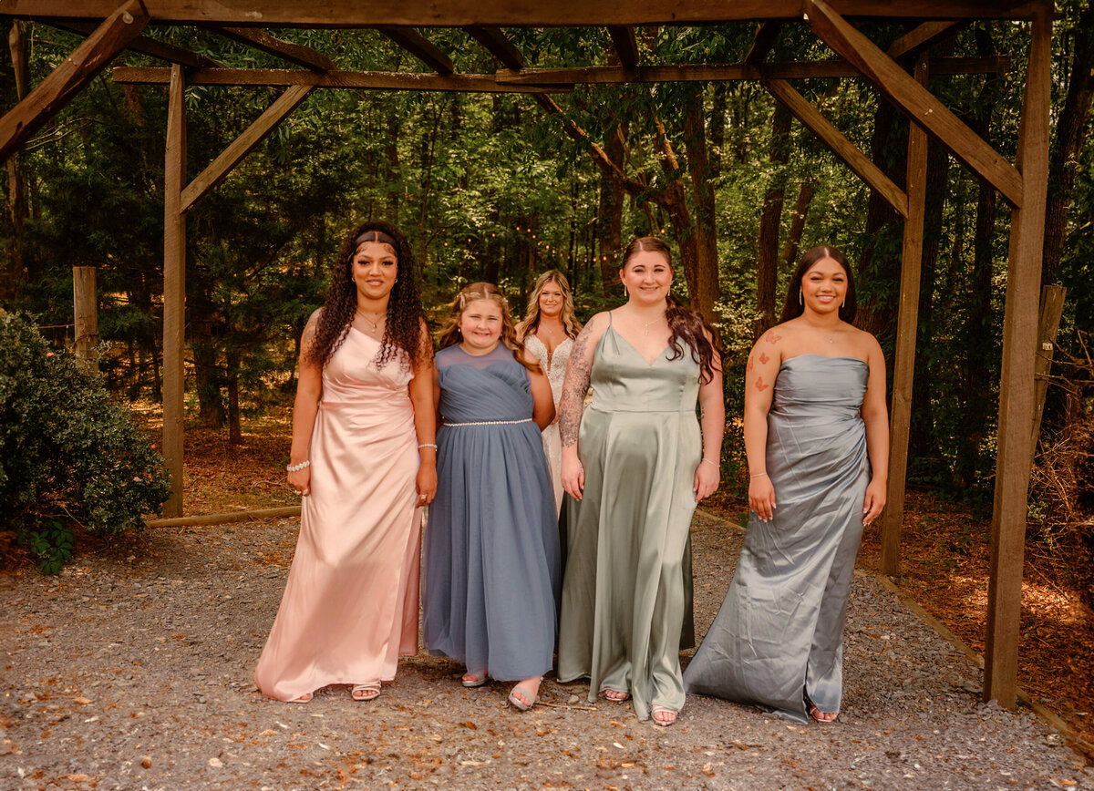 Golden Clover - The Paynes - Bridal Party Portraits-21 copy